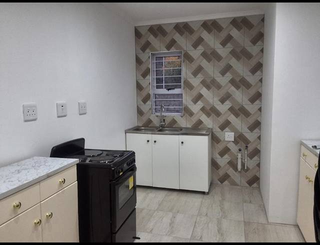 2 BEDROOM PROPERTY TO RENT IN MALVERN